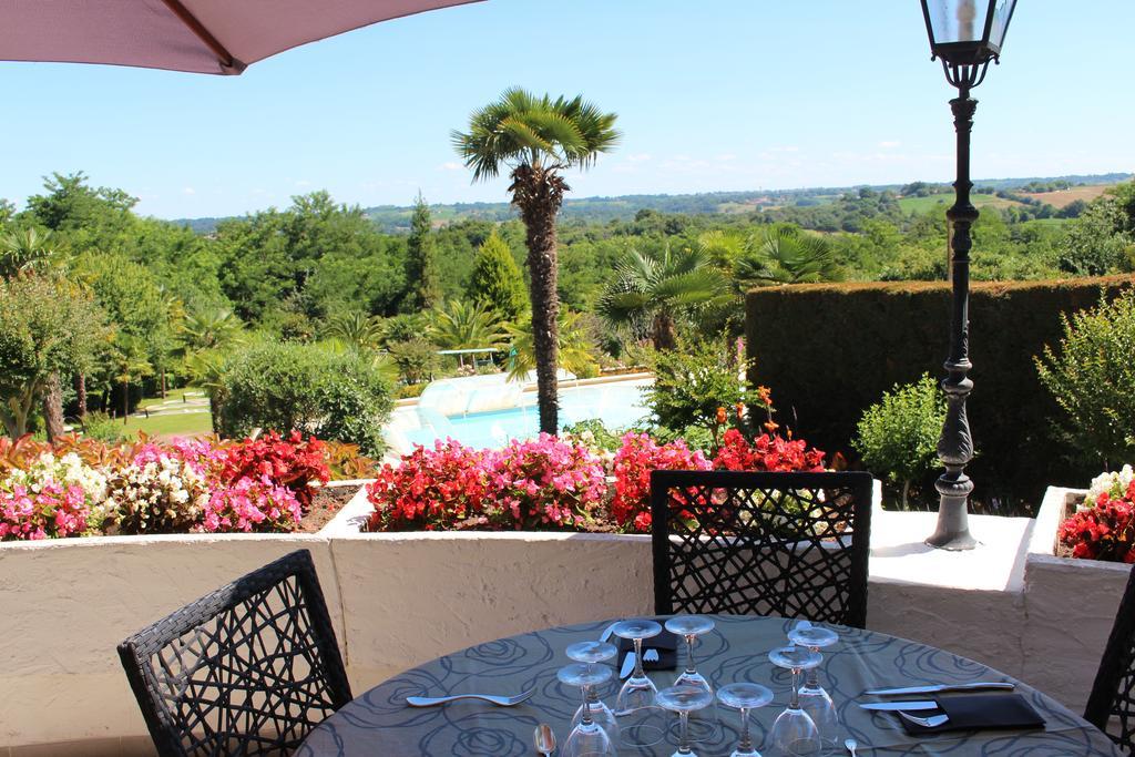Aux Tauzins Hotel Montfort-en-Chalosse Exterior photo